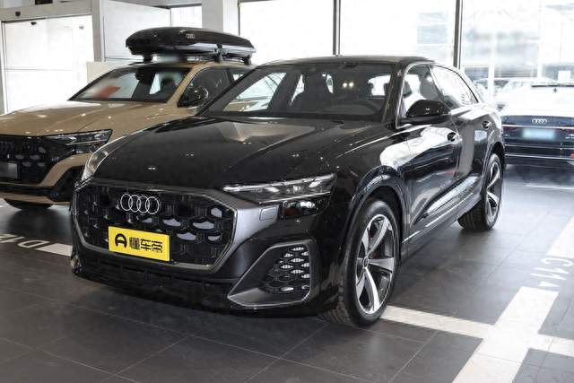 奥迪 Q8
