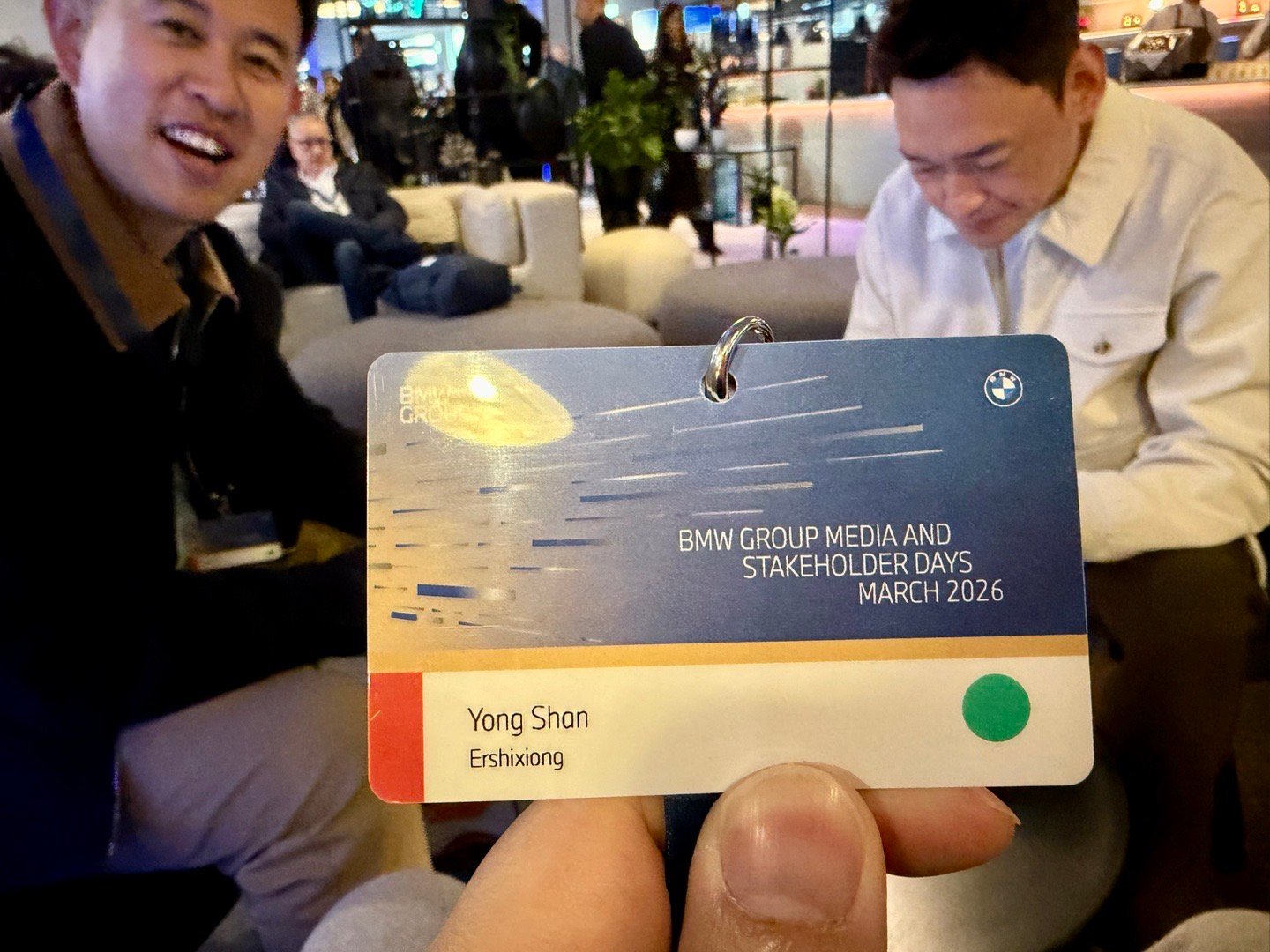 宝马集团媒体和股东发布会，全新一代3系全球首发。师兄应该算股东了吧