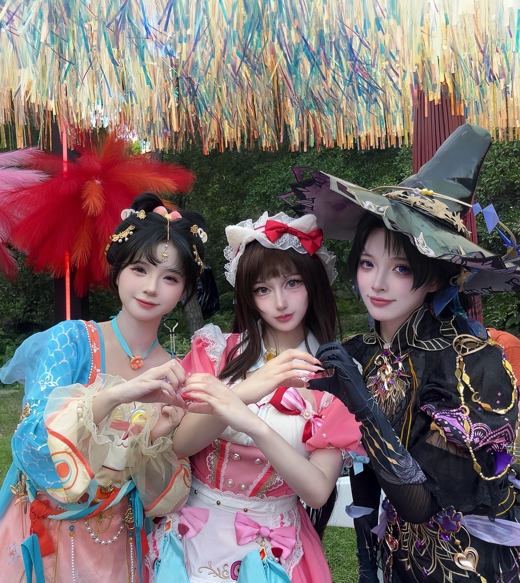 ‍“我胡桃浪迹一生，最幸福的时候，就是你从天而降帮我拆处决的时候。”