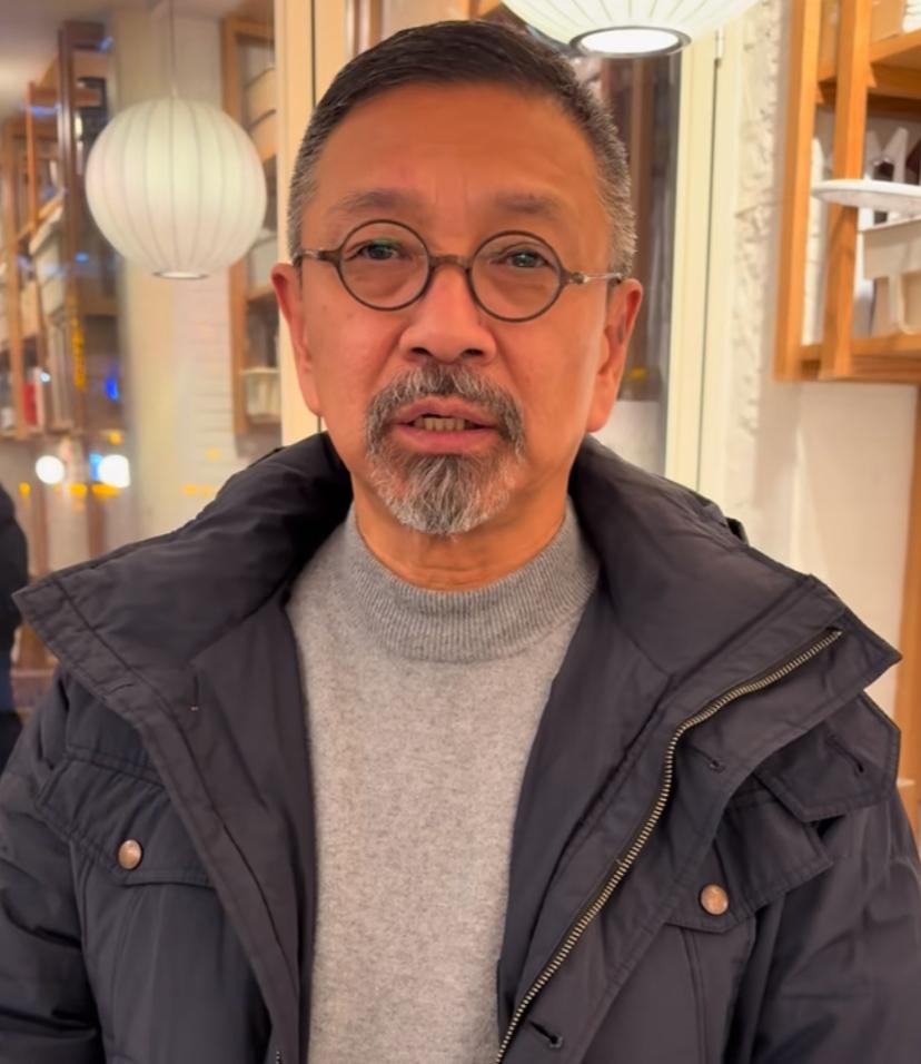 周小斌瘦成姜文了！
63岁的周小斌，比年轻时候瘦了不少啊！
人上了年纪后体重都会