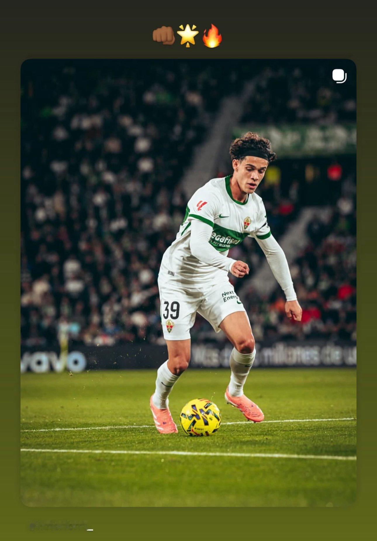 亚马尔ins story更新🆕转发福特帖子祝贺他踢了一场出色的比赛👏🏻👏