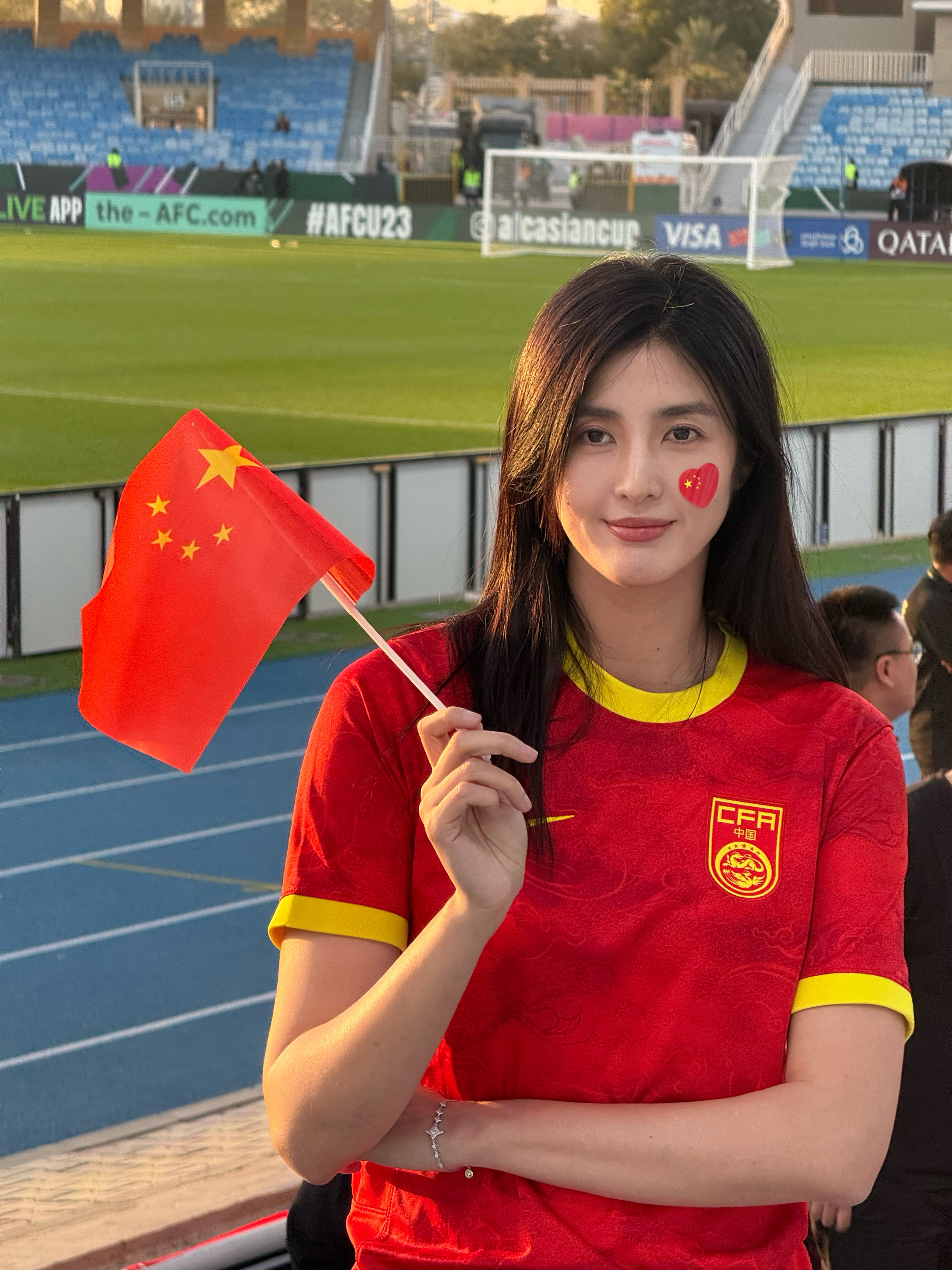 第一次来沙特就是为了看⚽️比赛中国队加油！🇨🇳u23国足vs伊拉克u23赵丽