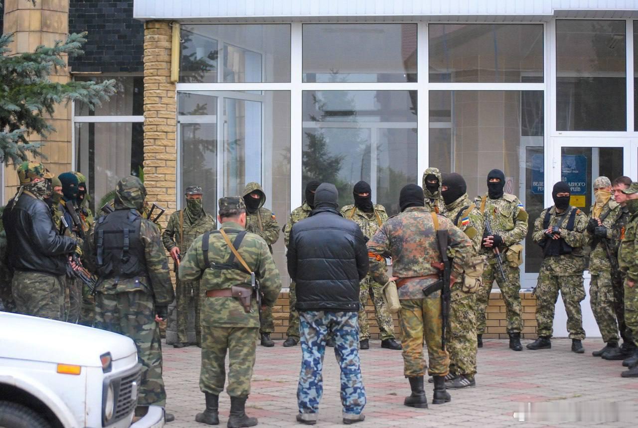 俄乌冲突 斯大佐人生最高光率领由俄罗斯各地招募的哥萨克人，高加索人，GRU，FS