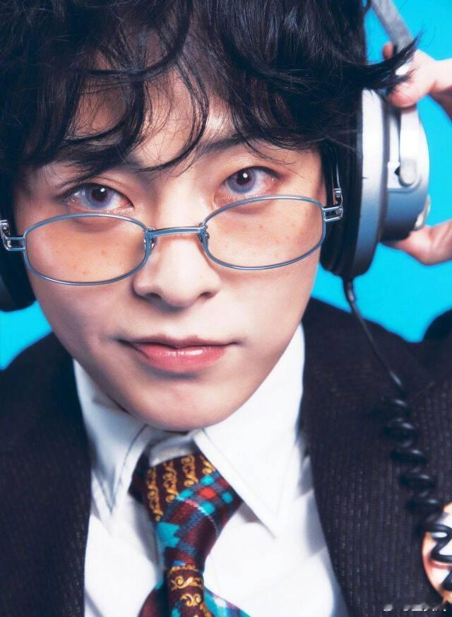 EXO成员XIUMIN新节目XIUMIN加入踢球节目 据韩媒，XIUMIN即将加