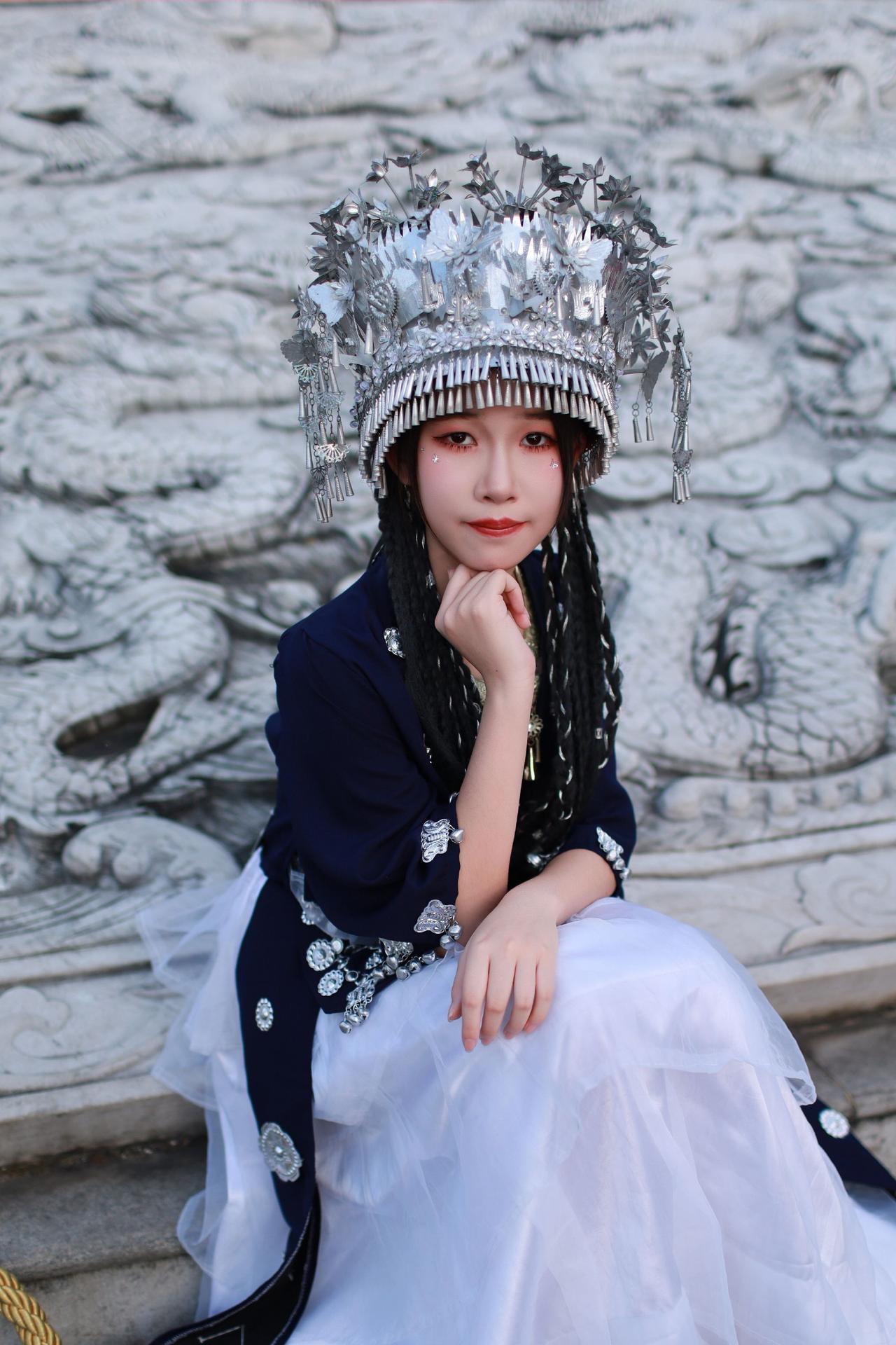 古镇随拍苗族银饰造型 少数民族服饰 少数民族 苗服妆造