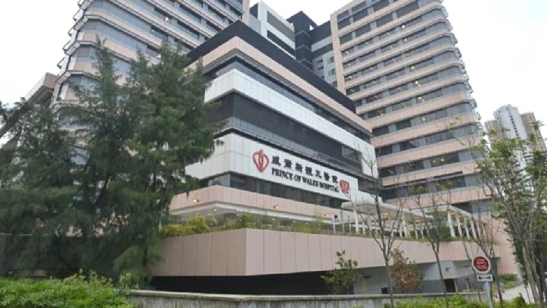 今(6日)中午12时25分，香港沙田正街2至8号新城市广场一间台式火锅店，一名7