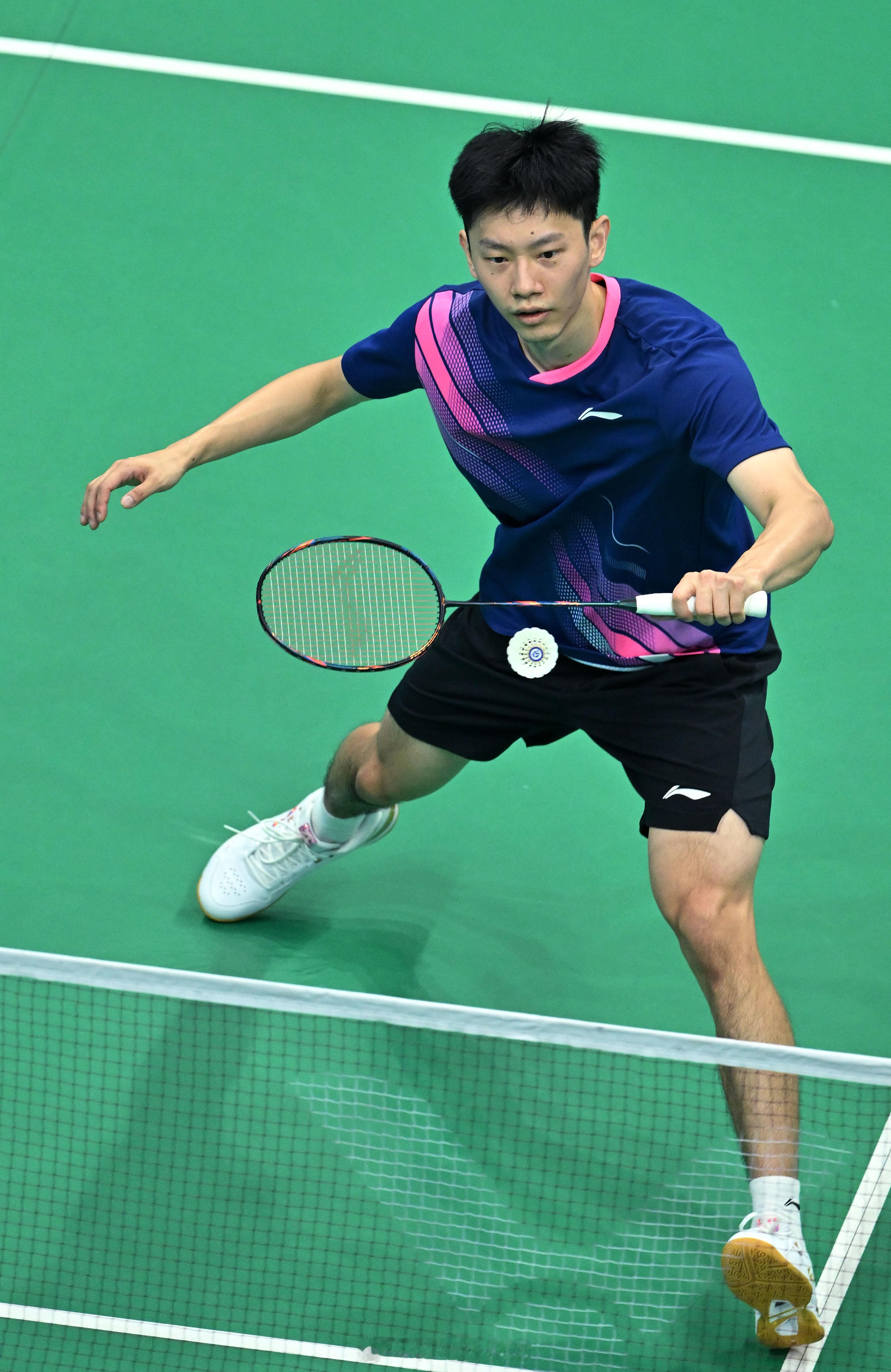 十五运会羽毛球赛成年组男团决3、4名：广东 3-2 湖南广东队获得成年组男团铜牌