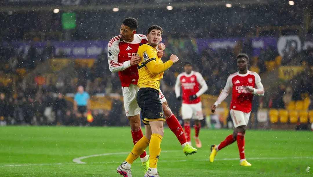 2-2！英超神剧情：94分钟自摆乌龙 12.7亿豪门惨遭垫底队爆冷绝平北京时间2