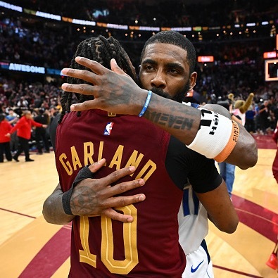 骑士欧文加兰nba 香波特近期在节目中谈到了加兰并表示：“当我看到加兰打球时，我
