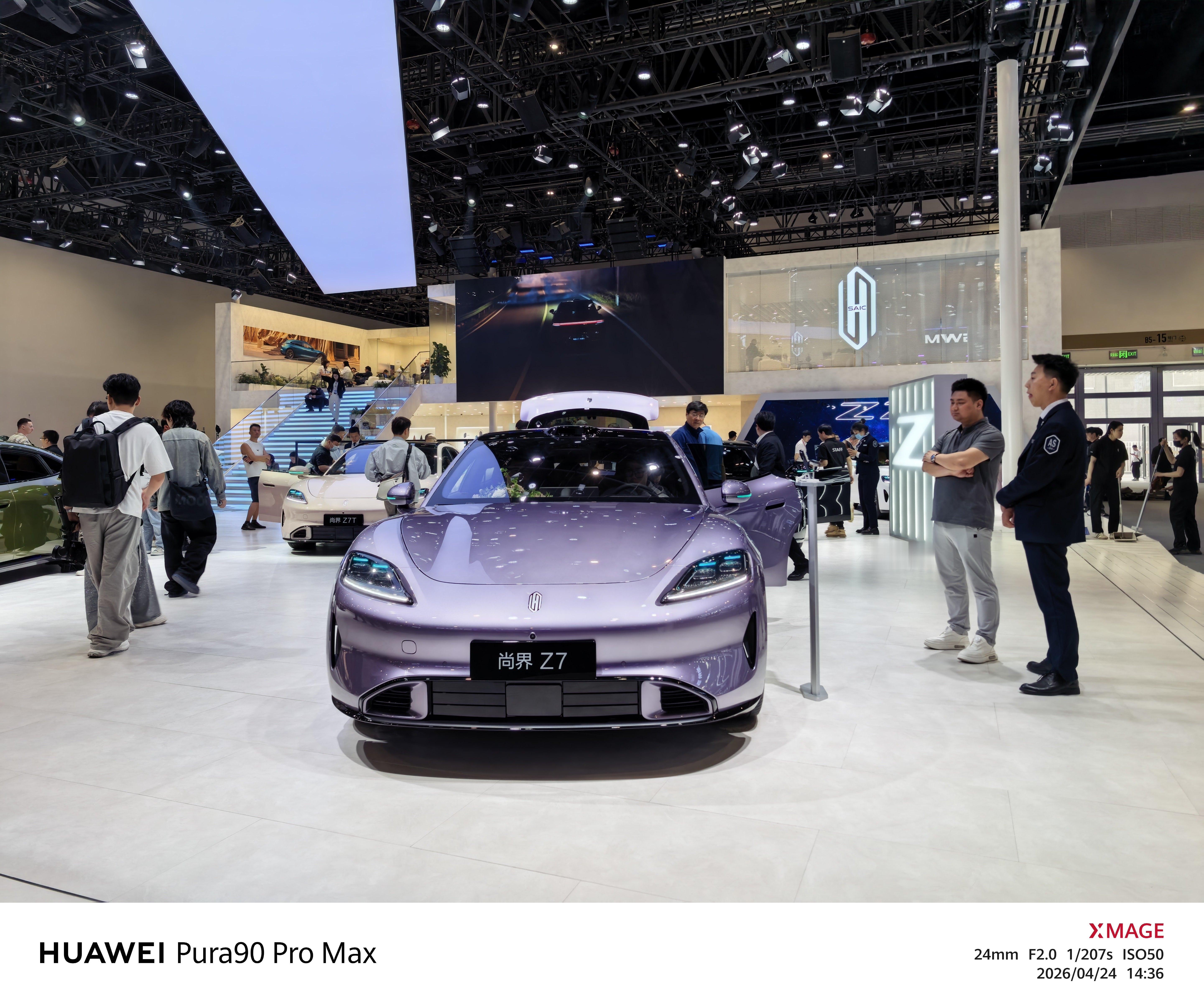 油价又大涨了 昨天才加完油，现在油价确实好好贵好贵，之前200块能加大半箱，现在