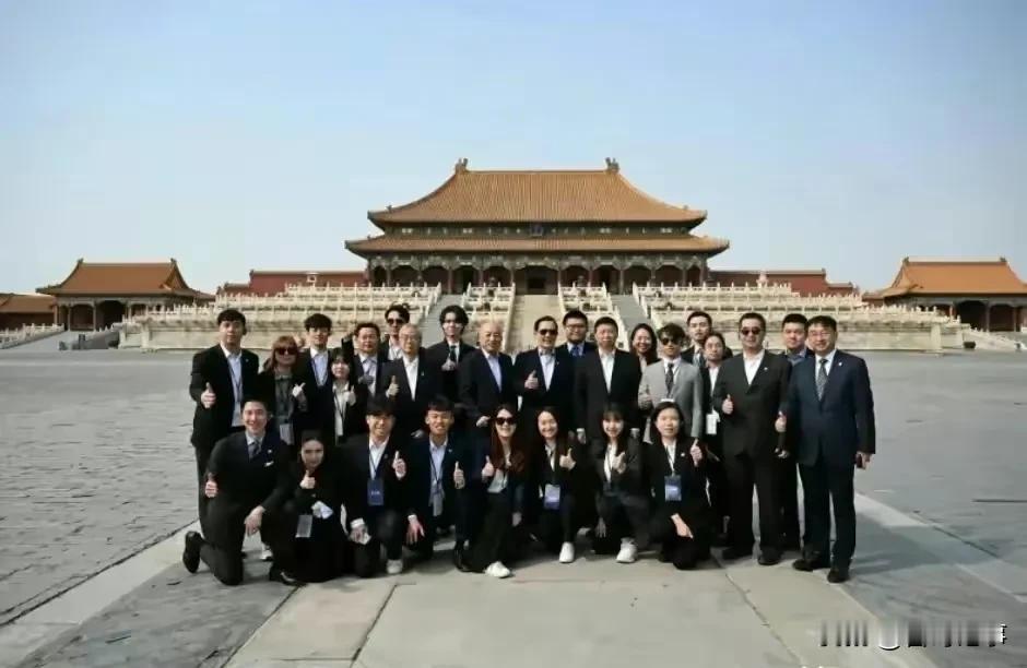 祖国随时欢迎你回家！
   只要你承认一个中国，认同自己是中国人，祖国随时欢迎你