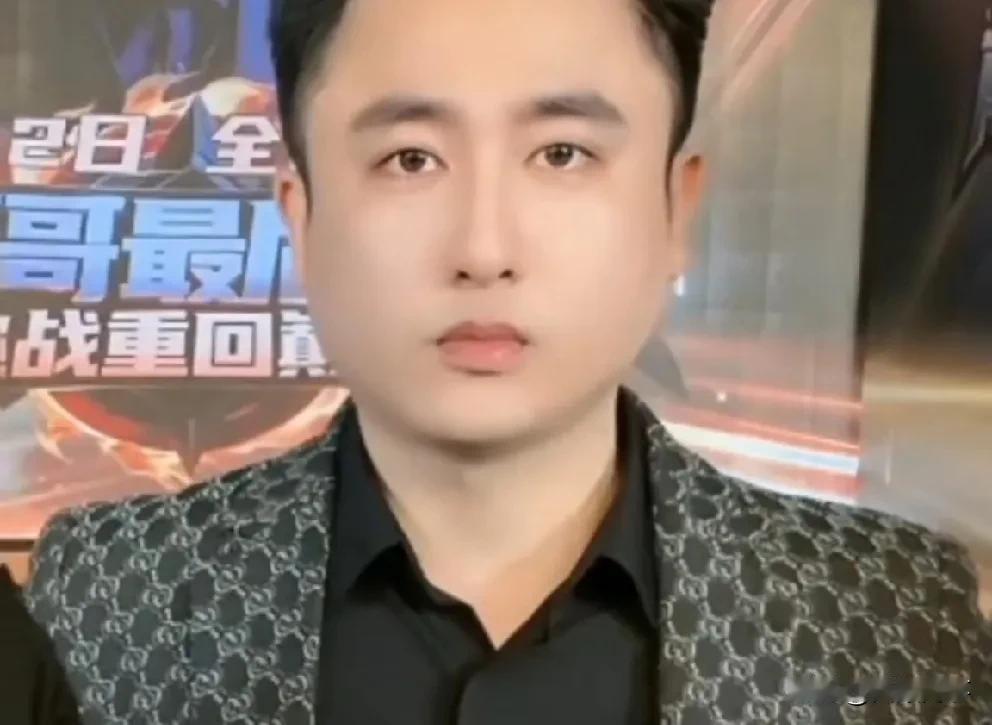 “道家”烦感散打哥，不愿给热度！

           继“道家”丁一后，辰轩