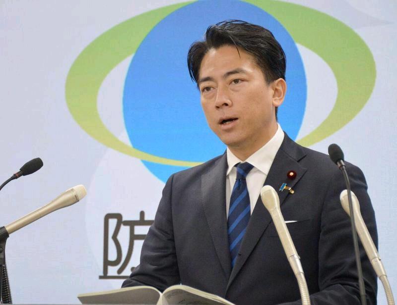 中国军机在冲绳岛东南方向的国际水域上空两次用雷达间歇照射日本自卫队战斗机。日本防