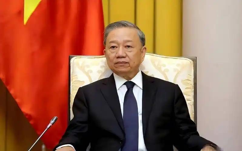 越南国会准备做出表决，为之后接轨国际做出让步，最终仅保留4项死罪。

2026年