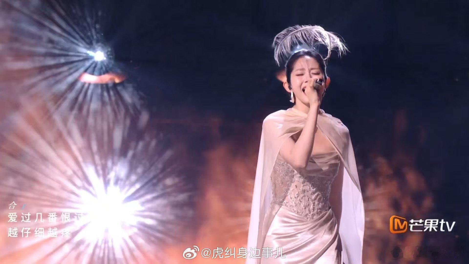 张月让万千惠不要在乎票数乘风2026被姐妹间的暖心对话戳中，张月开导万千惠放下票
