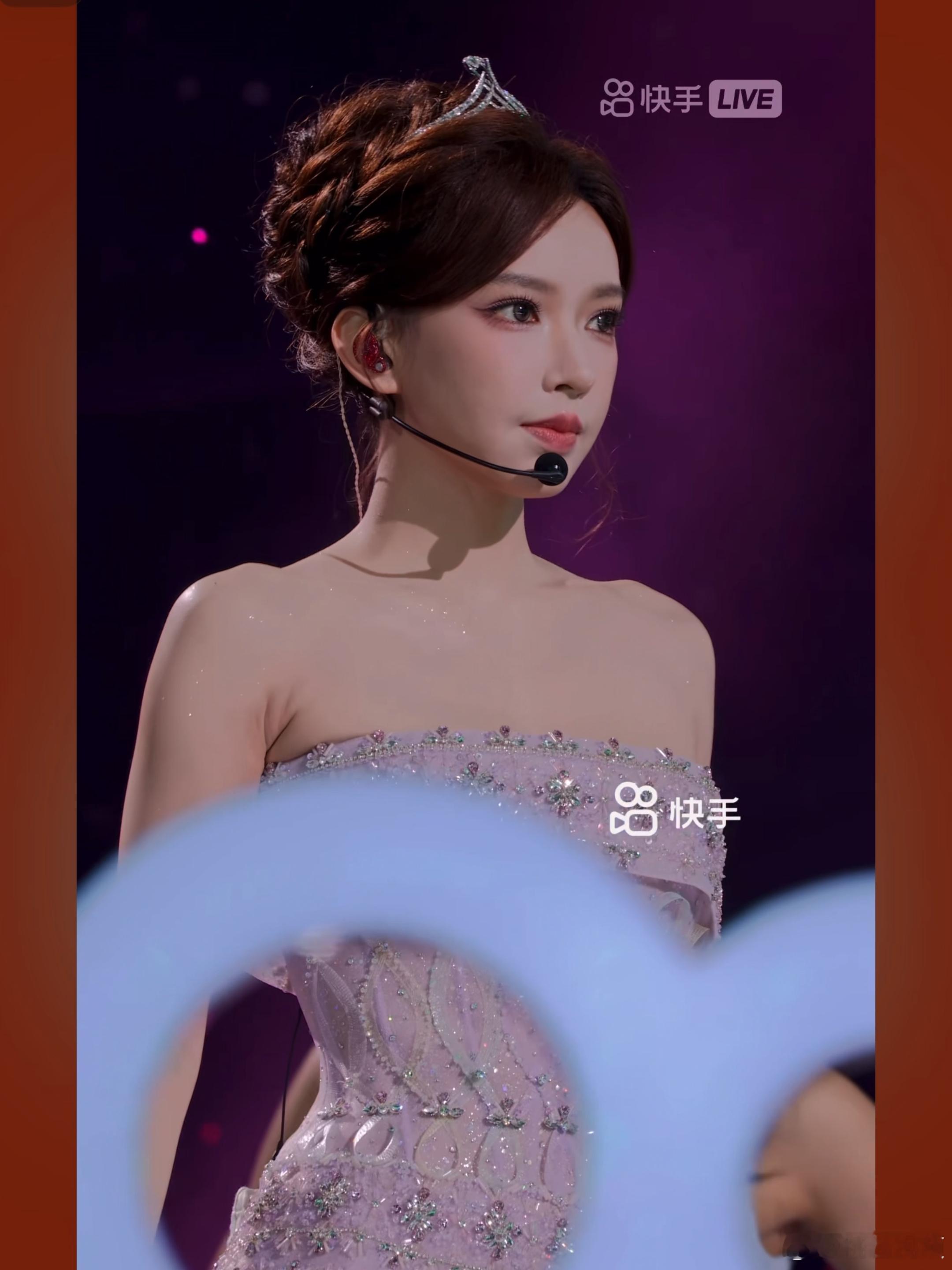 程潇cha了自己的进行曲超级夏晚 这一段真的越看越有趣，程潇cha到自己进行曲，