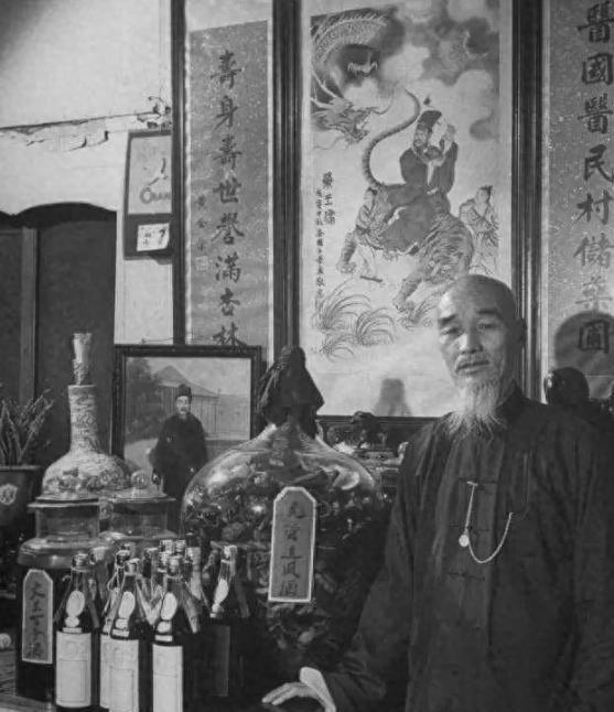 银元时代的大上海老中医有多挣钱：三根手指堪比铸币机，豪奢巨富。丁甘仁去世那年是1