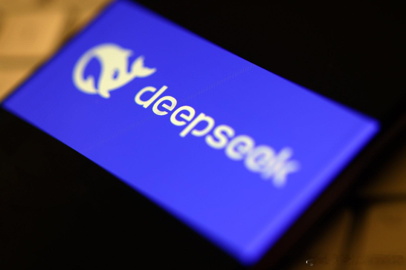 【DeepSeek元旦新论文，DeepSeek开启架构新篇章】DeepSeek在