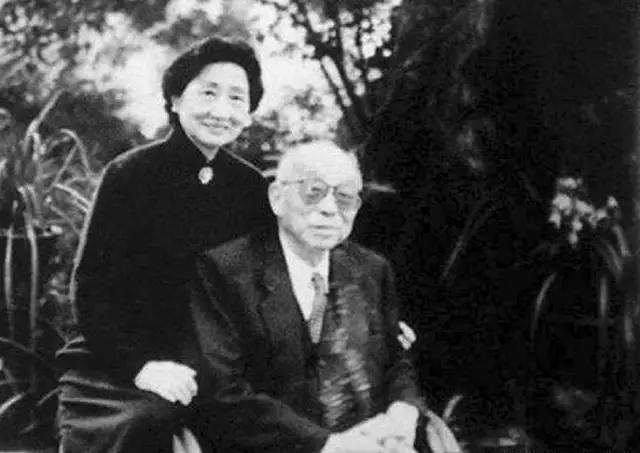 少帅张学良的软禁生活，对于99%的人来说，是顶级的“躺平”，是梦而不得的存在。
