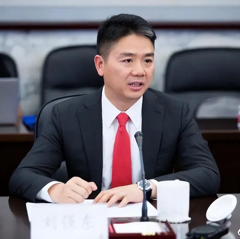 刘强东最可怕的是哪一点？很多人说他霸道专制，但我觉得这些都不是最可怕的。其实他可