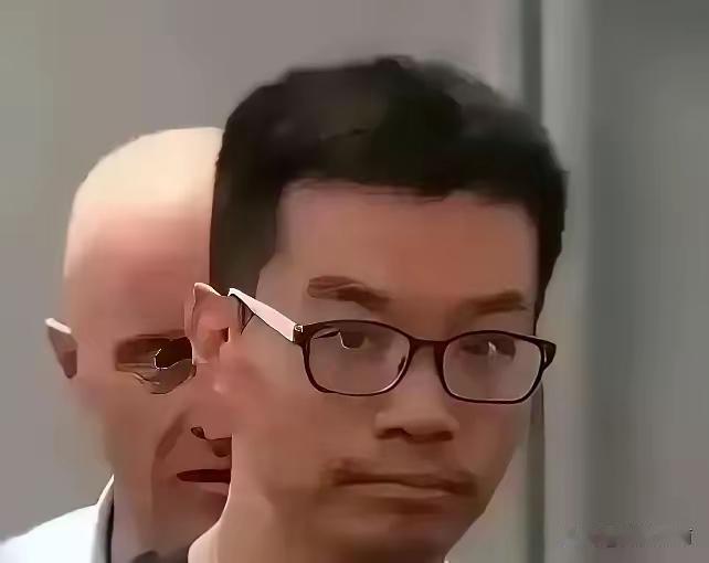 刚下飞机就被扣！意大利把中国芯片专家送给美国，这次比孟晚舟更狠。孟晚舟事件再现，