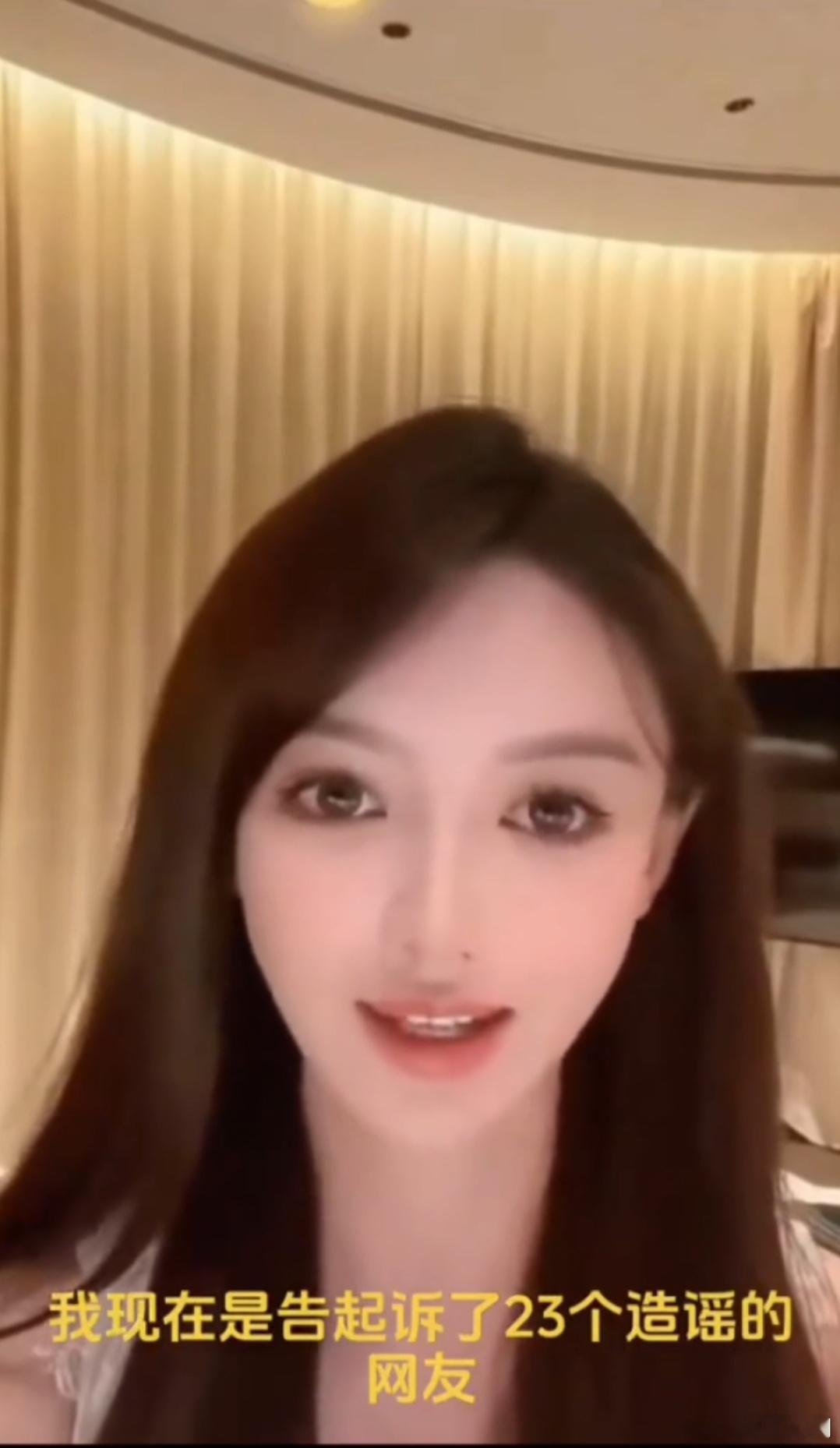 #曝叶珂起诉23人# 叶珂被曝光之后真的能够做到这么坦然处之吗？如果是假的，为什