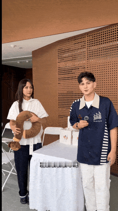 艾热孜巴首次合体上婚综真的嗑到了艾热孜巴[开学季][开学季] 一个酷酷的 一个又