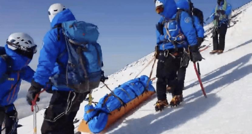 日本富士山封山期间再度发生违规登山事故。一名20岁中国留学生本月18日无视禁令，