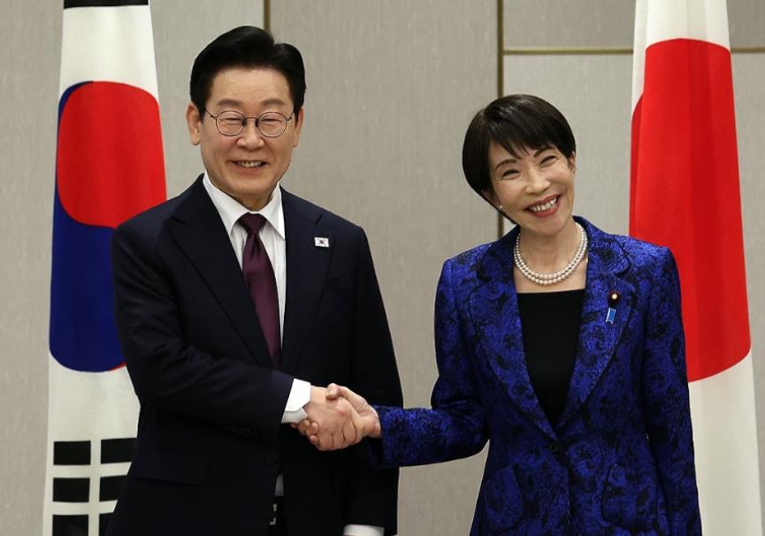 送走李在明后，高市早苗还没回味完这次日韩交流，她就被骂的“狗血淋头”。

 
李