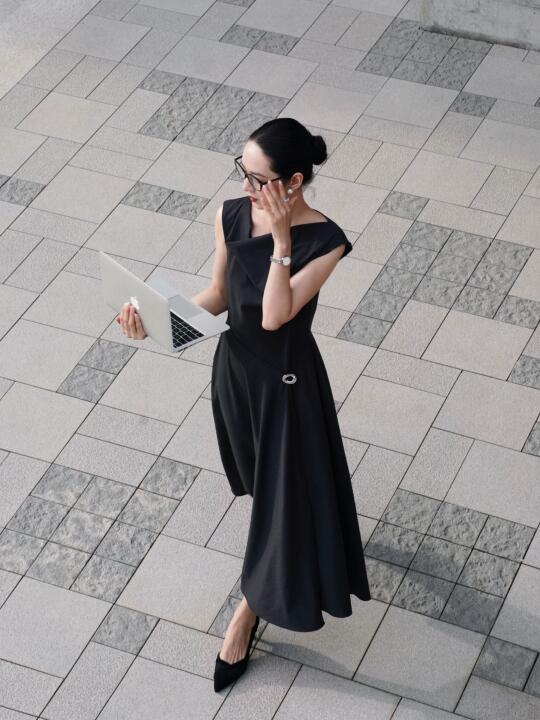 从「路人感」到「高智感」只差一条天裁系列👗