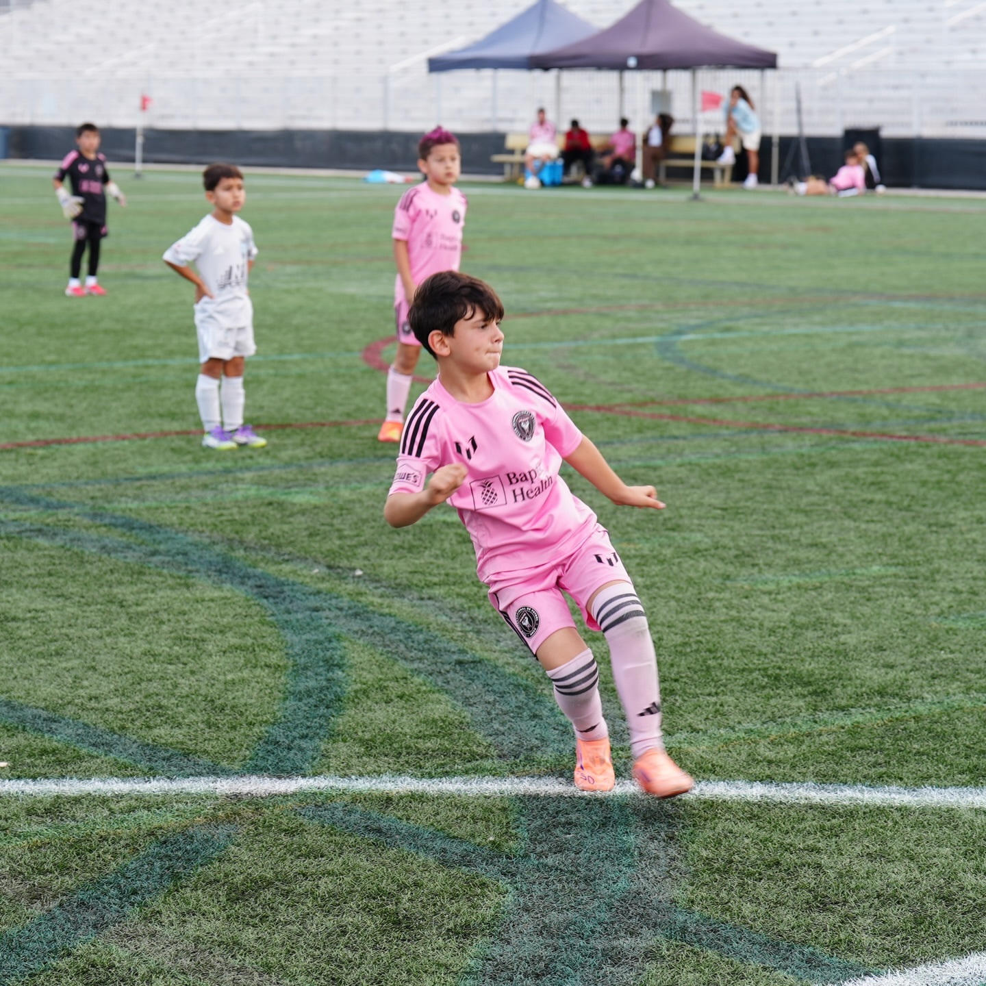 Weston Cup ins｜U8组半决赛气氛热烈，韦斯顿足球俱乐部与迈阿密国际