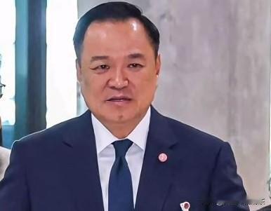 泰国🇹🇭消息

在第三方的介入调解下，

柬埔寨又牛起来了，在中国和东盟参与