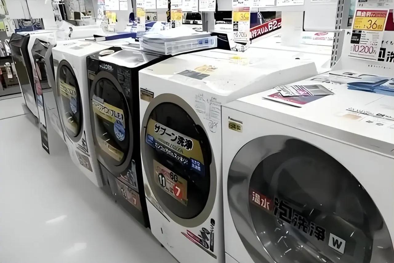 现在中日关系又陷入紧张对峙的时候，中国国内却出现了一件挺有意思的事：过去一遇到摩