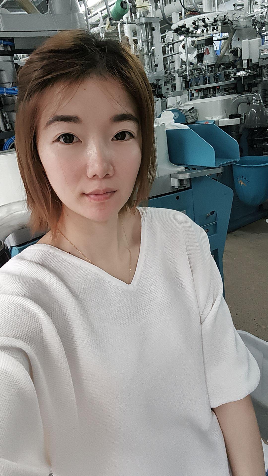 一个心软的人，被暖一下，心就热了，始终做不了那个绝情的人，恰恰这样的人不被善待