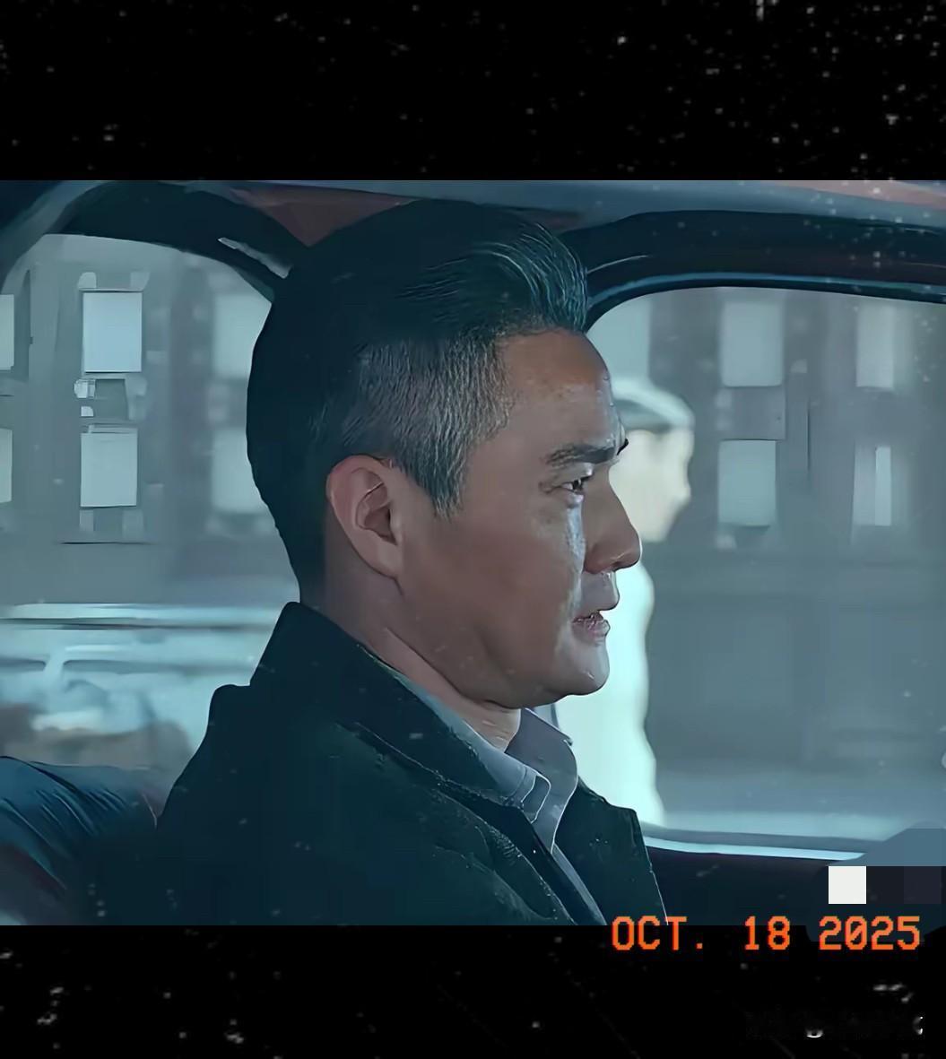大结局最扎心的，
不是牺牲本身，
而是他们永远不知道，用生命换来的情报是如何被送