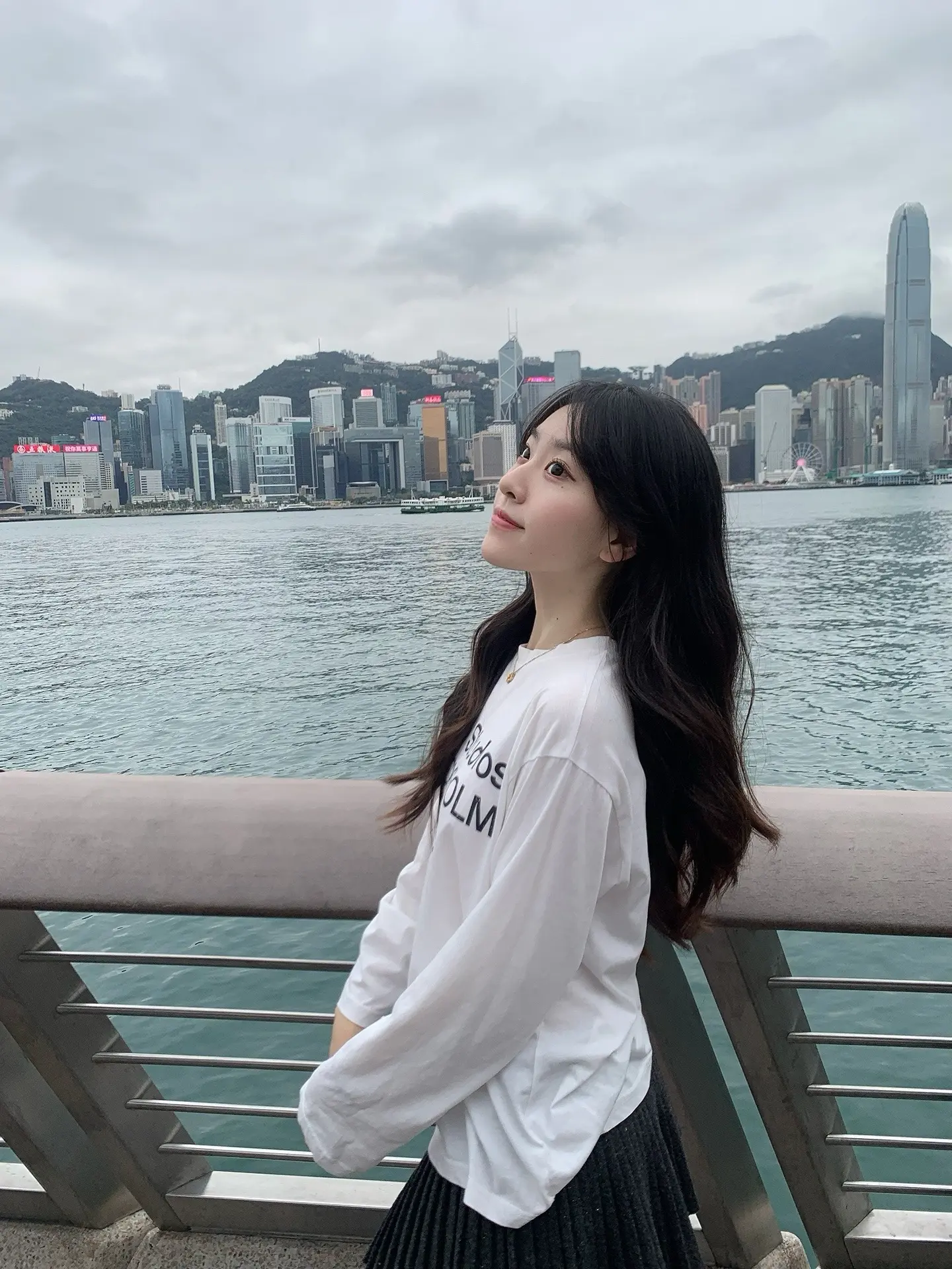 有個女仔令我思想變得大個