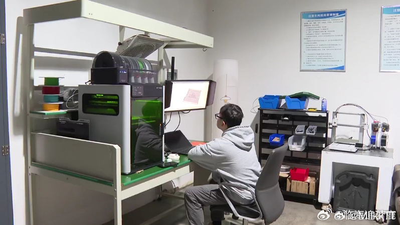 开局即冲刺临海企业满产赶订单人勤春来早，奋进正当时！临海企业开足马力赶生产，33