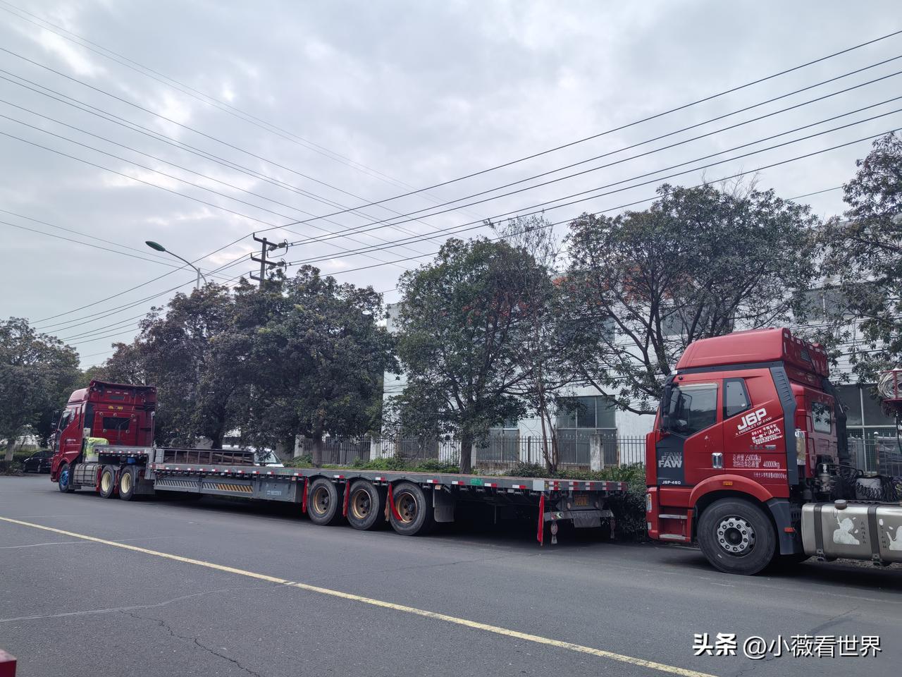 连续阴雨天，让人真是不爽，可是老天爷要这样，又有啥办法呢？

午后三点半出去走走