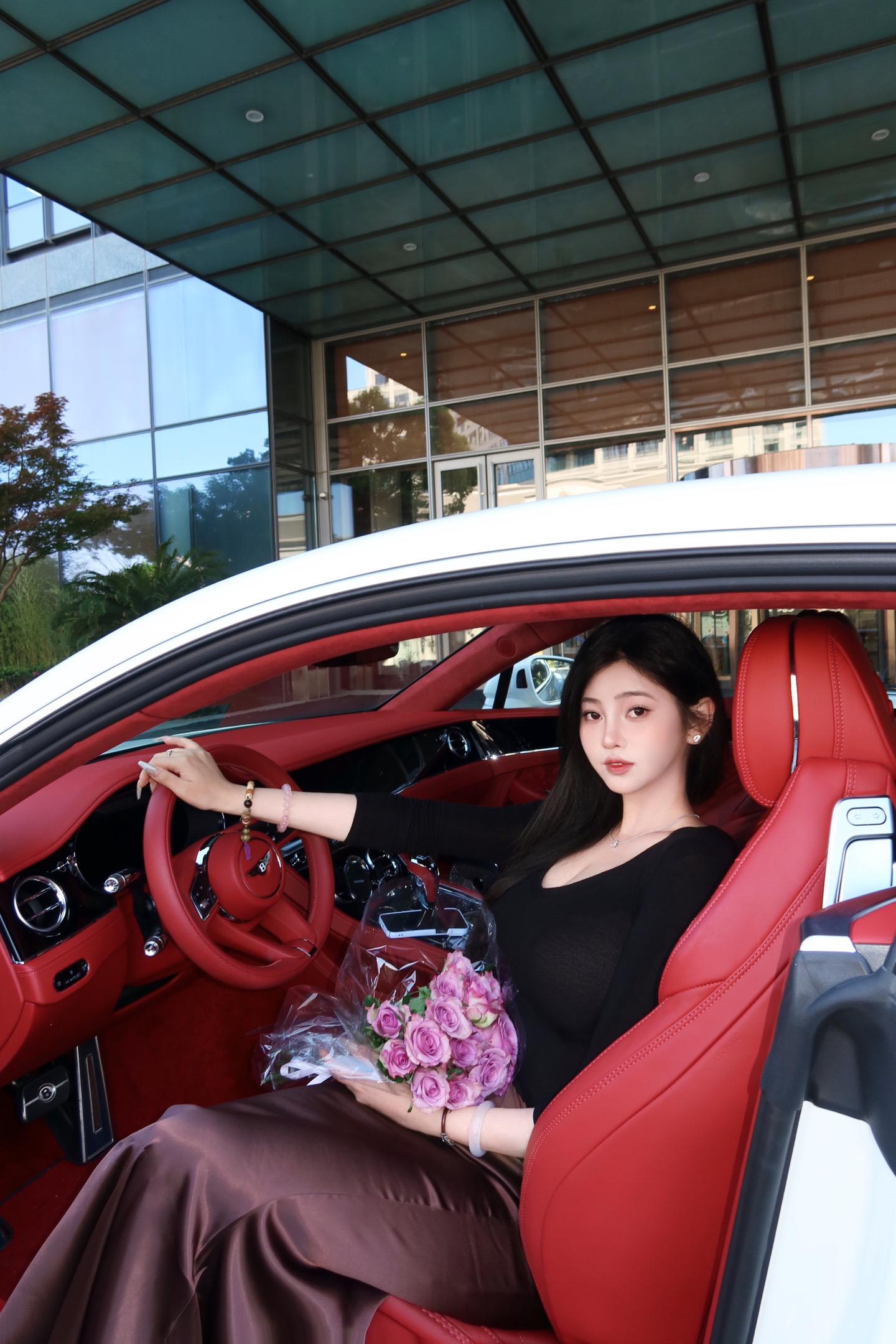 是见面会送花的朋友