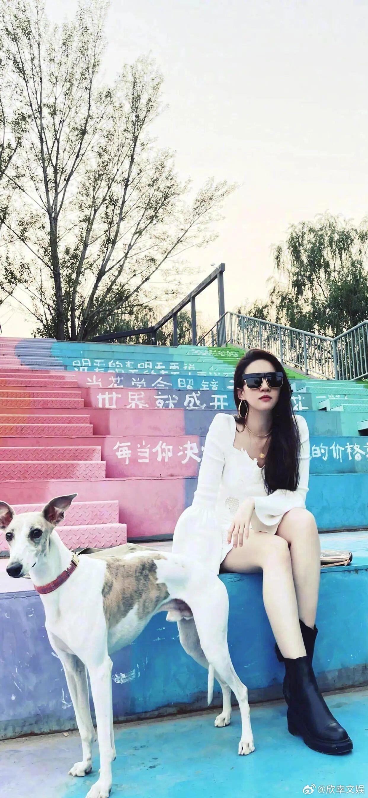 粉丝cos了虞书欣青你初舞台造型粉丝cos了虞书欣青你造型粉丝cos了虞书欣青你