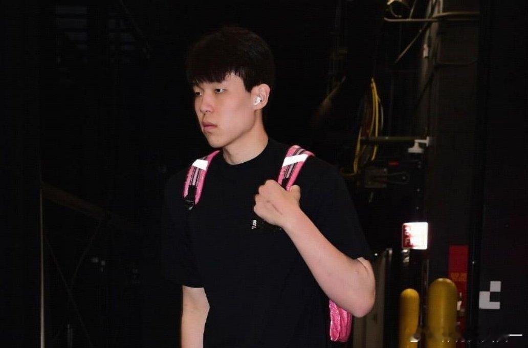 杨瀚森征战NBA季后赛打完你的打你的，杨瀚森再次进入季后赛，此前率领混音进8强开