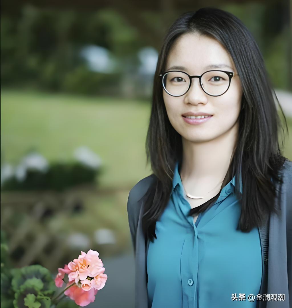 数学家王虹的成长经历…
 
1991年，王虹出生于广西桂林平乐县沙子镇，父母均为