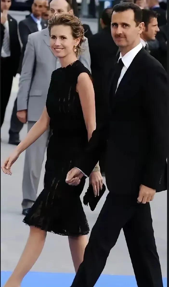 别了，大马士革！别了，叙利亚人民！巴沙尔夫妇抵俄…