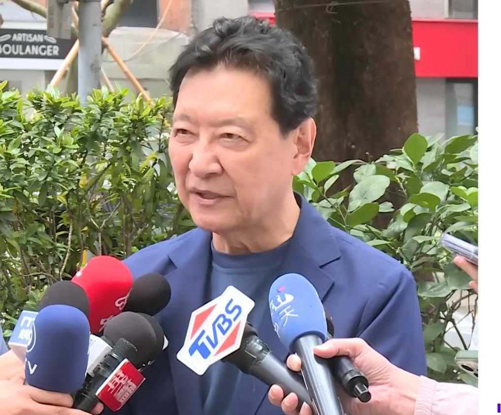 赵少康对中国国民党凌晨针对自己发千字文接受媒体采访并发文回应称：急急如律令朝我开