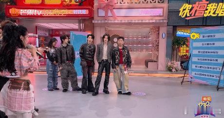 万妮达说绕口令堪比打字机 万妮达绕口令嘴速封神，跟打字机一样，一遍过还口齿清晰，