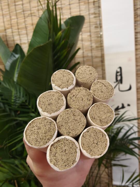 艾灸的时候，可以边艾灸边喝水吗？