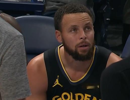 很不妙 库里第一节已经3次犯规了 