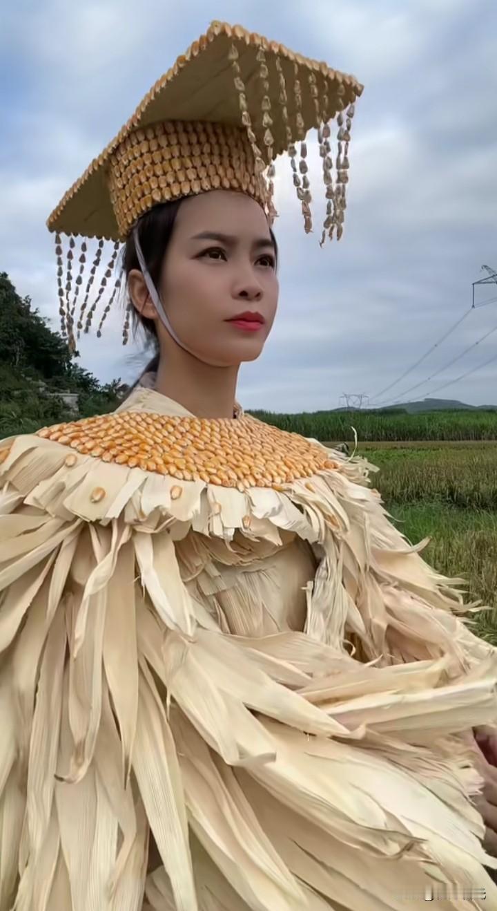 原来玉皇大帝这个灵感是从这里来的，呵呵，赞赞赞。不负玉米黄，不负苞谷香。