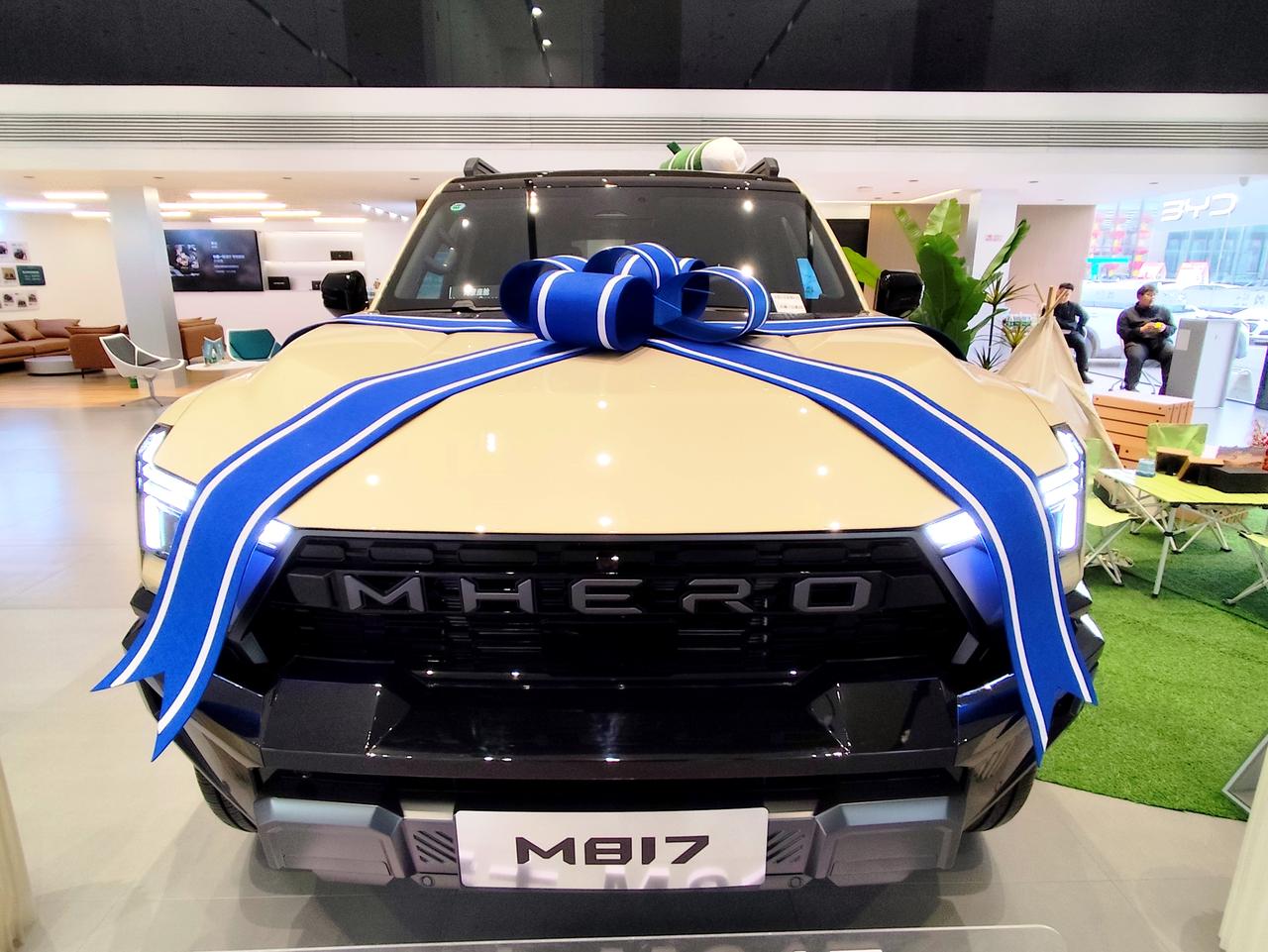 军工品质《猛士M817》
   东风汽车旗下，一款豪华越野旗舰猛士M817是与华