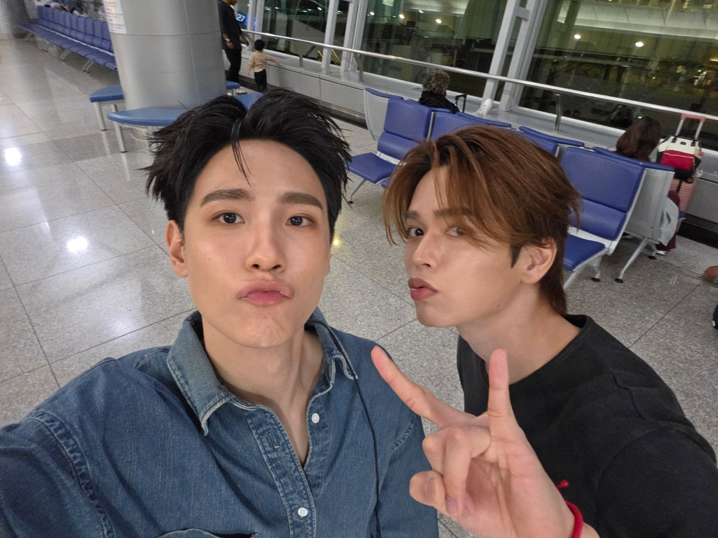 🌞:谢谢你们给了我们这么美好的一天。它很短暂，但非常难忘。我们承诺很快就会再回